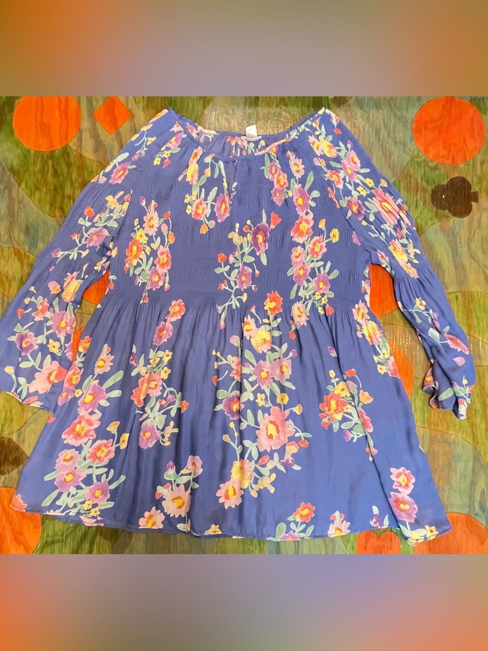 Womens Spense Vibrant Floral Pleated Blouse Blue Top Boho Bell Sleeve Size Large